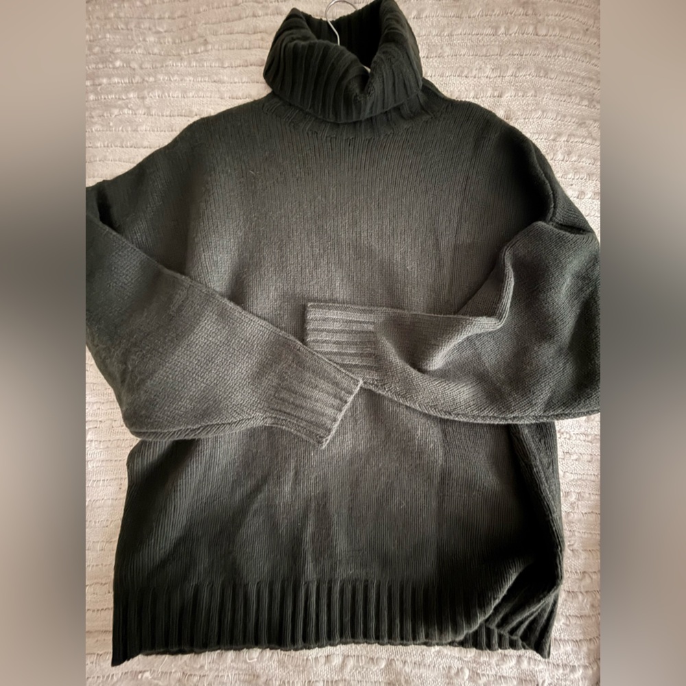 Jenni Kayne Porter Cashmere Turtleneck Sweater NWT in Forest - Picture 6 of 8